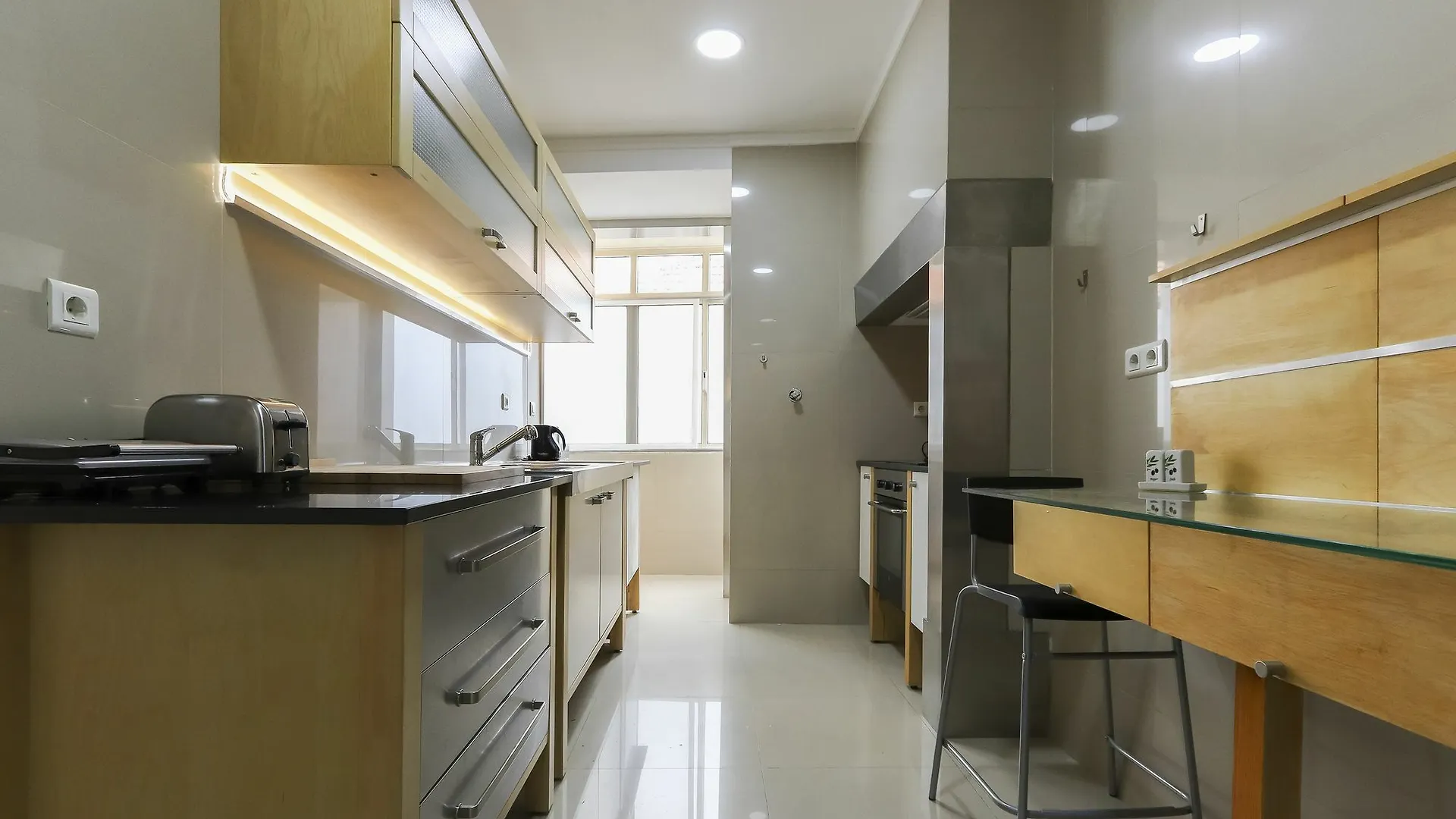 Santos River View By Homing Lisbon Apartment