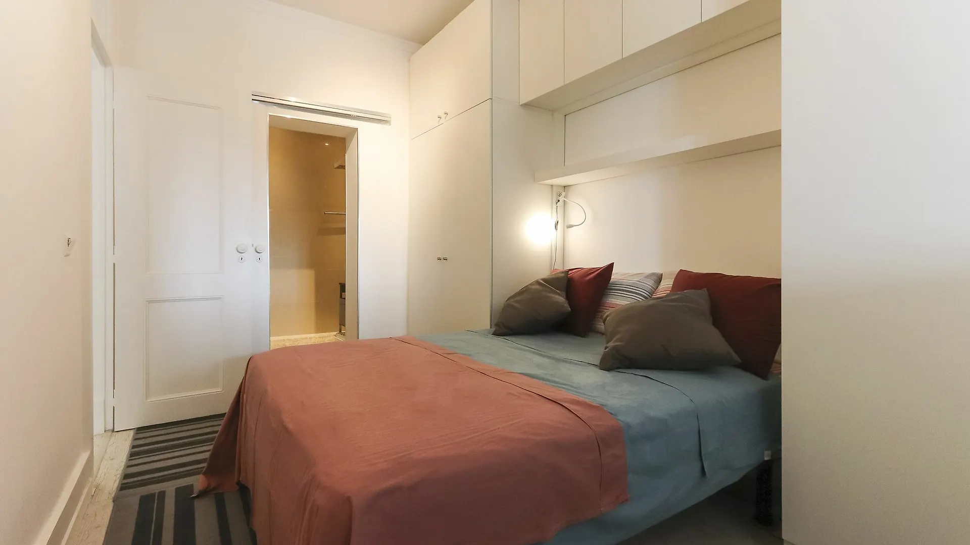 Santos River View By Homing Lisbon Apartment